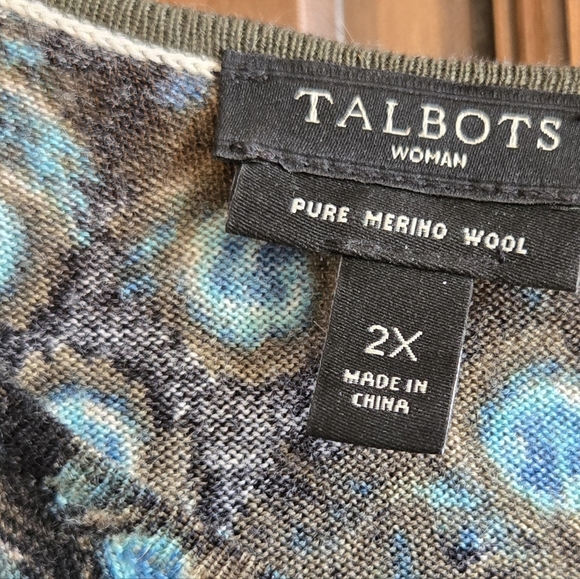 Talbots Blue and Black Feather Pattern Top - Picture 3 of 4